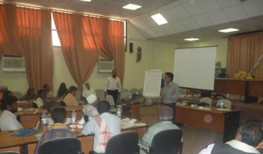 Adenدورة تدريبية في عدن لرؤساء اللجان المضاربة لمشروع الزراعة المطرية